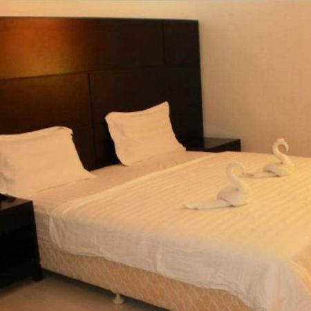 Asia Novo Boutique Hotel - Kalibo Bagian luar foto