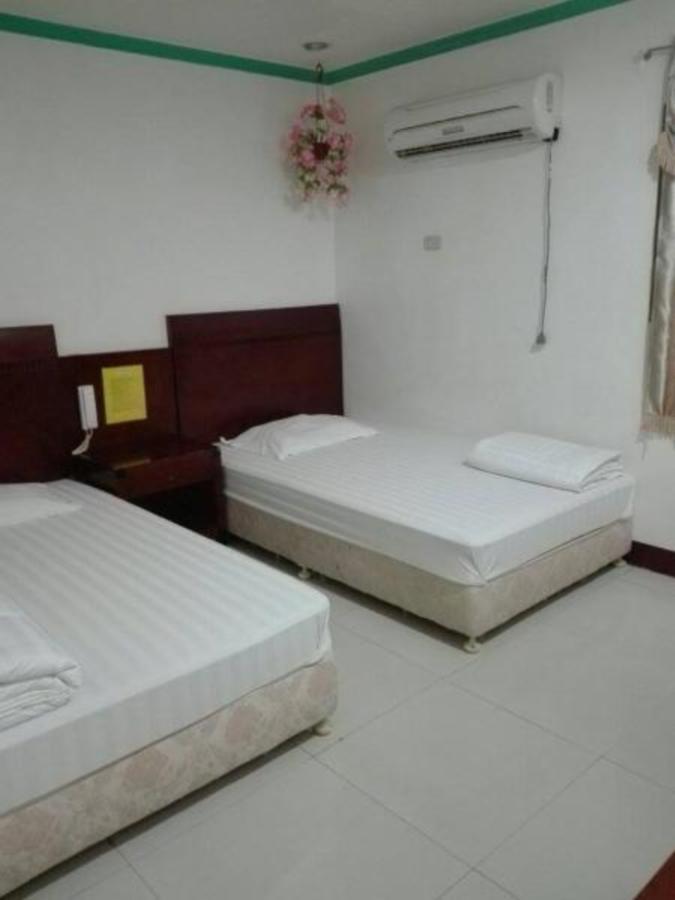 Asia Novo Boutique Hotel - Kalibo Bagian luar foto